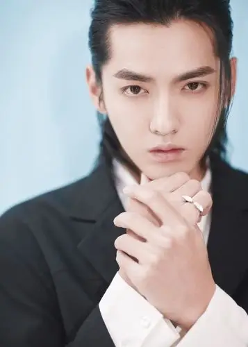 谢谢吴亦凡拯救我的眼睛