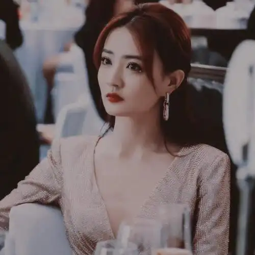 徐璐 の 头像 /图源见logo 676767侵删