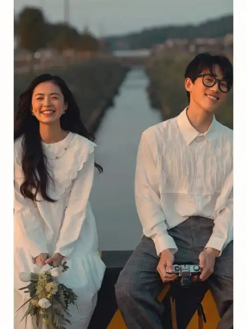 做一回青春偶像剧主角09属于90后的婚纱照