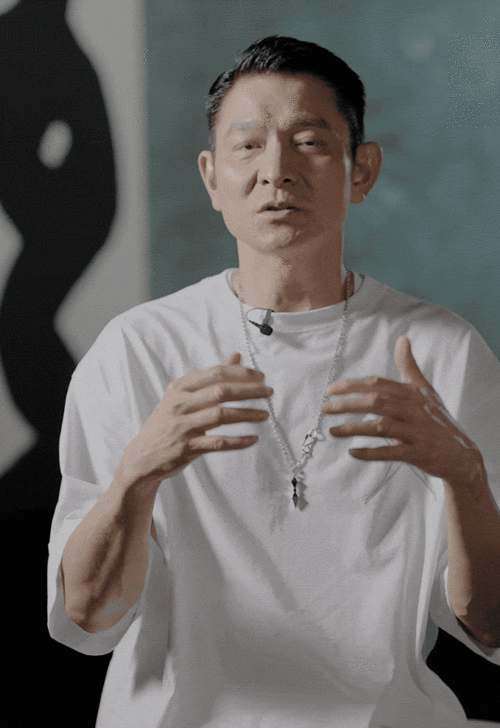 入行42年,刘德华终于变了|大块头有大智慧|刘德华|艺术家_新浪新闻