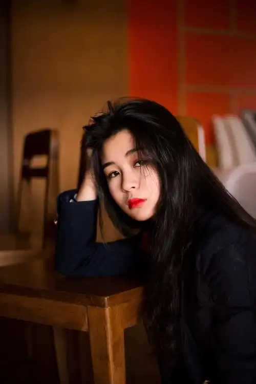 房间_人像_poco摄影,拍·我的2018,日系人像,jk制服