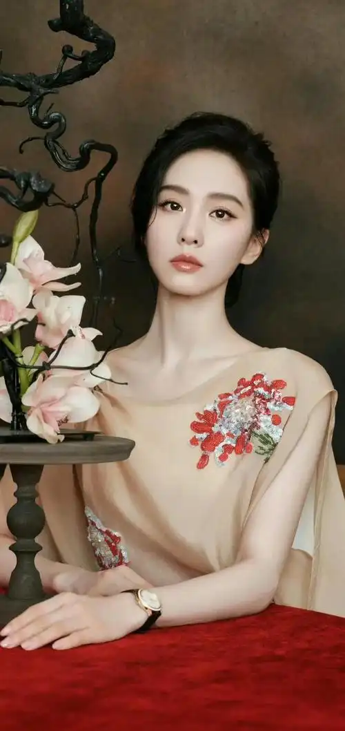 刘诗诗高清图片 第2268期_网易订阅