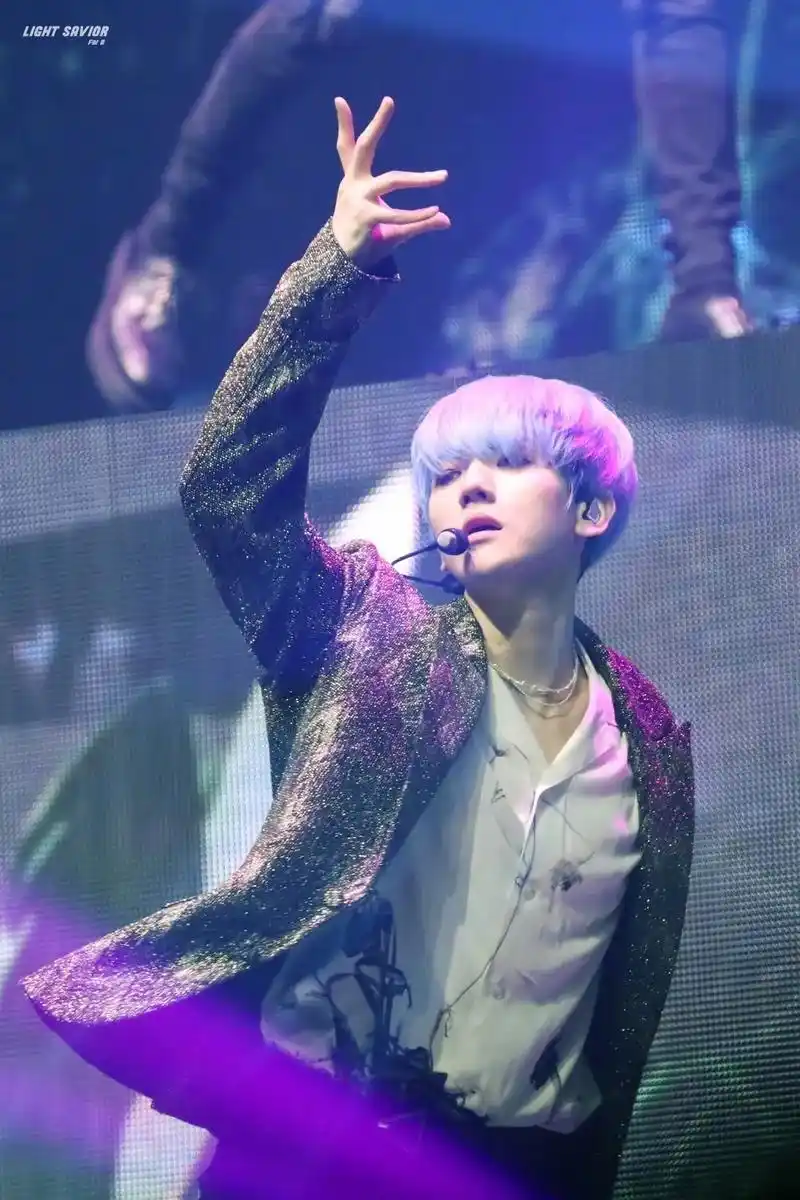 边伯贤 #伯贤 #baekhyun #蓝发  有时候连我自 - 抖音