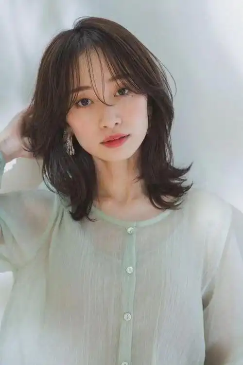 齐肩发烫发发型图片小卷(女士齐肩小卷烫发图片) - 美文分享 - 鑫旺