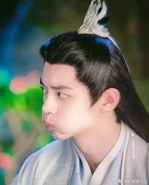 时影嘟嘴##时影嘟嘴是和肖战学的吧