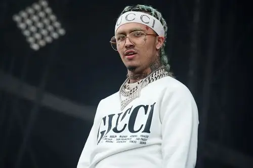 不能忍!美国说唱歌手公开辱华 并嘲讽姚明 小贝儿子竟点赞