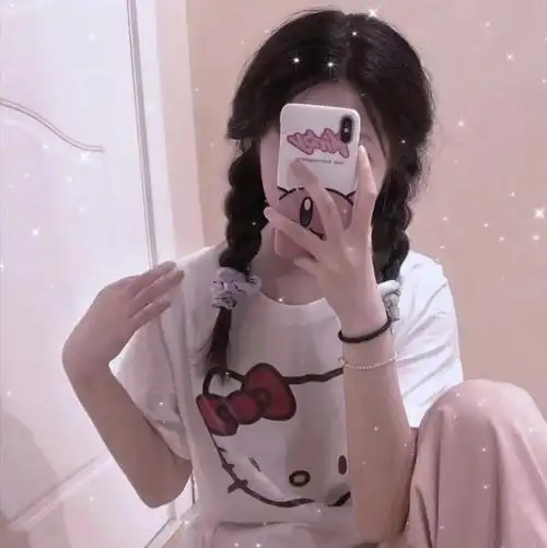 滤镜闪闪手机遮脸女生头像 小红书:雪曦