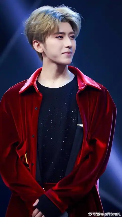 蔡徐坤手机壁纸