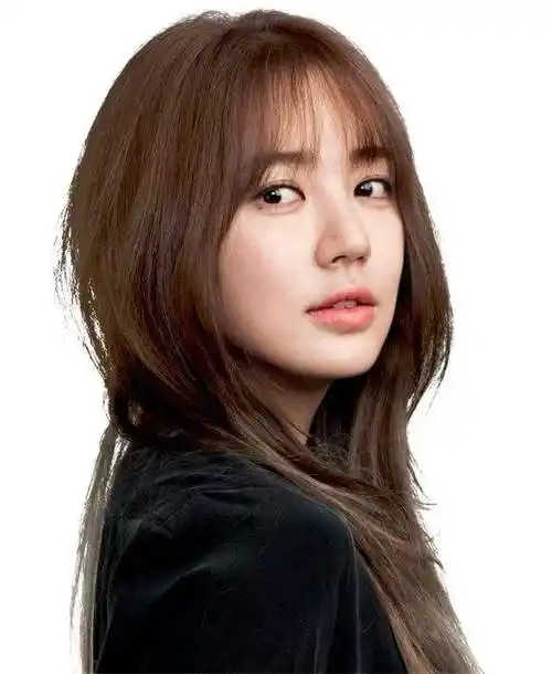 尹恩惠|尹恩惠去教会视频引发争议 被韩国网友疯狂抨击 回归生活半退