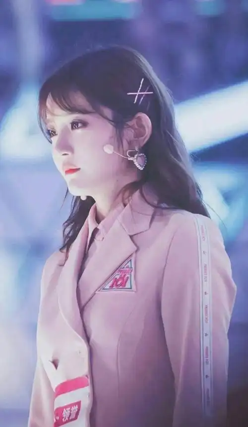 手机壁纸创造101王晴