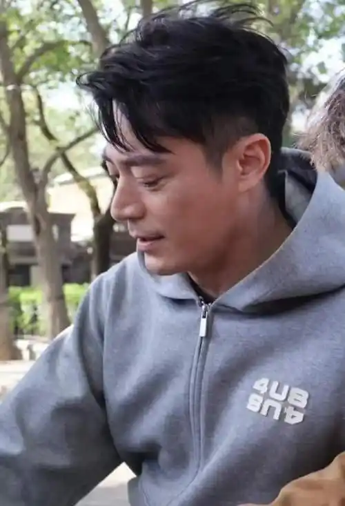 不老的男神霍建华:颜值依旧 功力不减