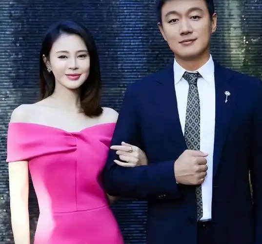 佟大为晒妻子关悦做的晚饭5道菜太诱人佟大为一口气吃了1碗半