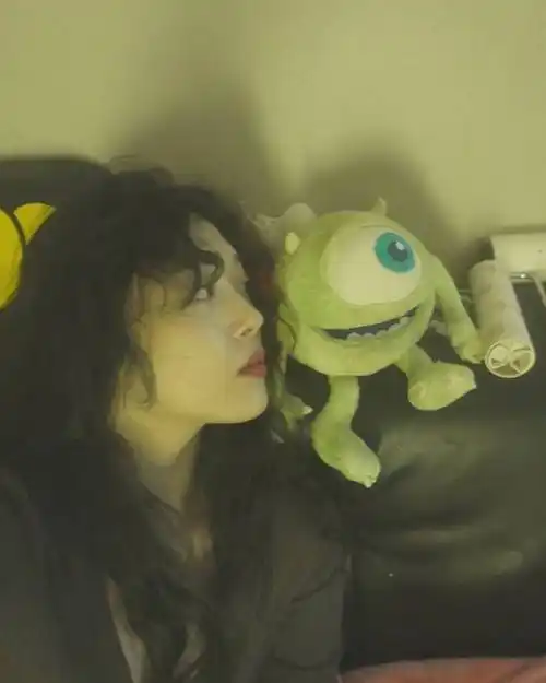 崔雪莉超话#崔雪莉头像##致美丽的崔雪莉#宝贝的侧脸也很绝 99 超级