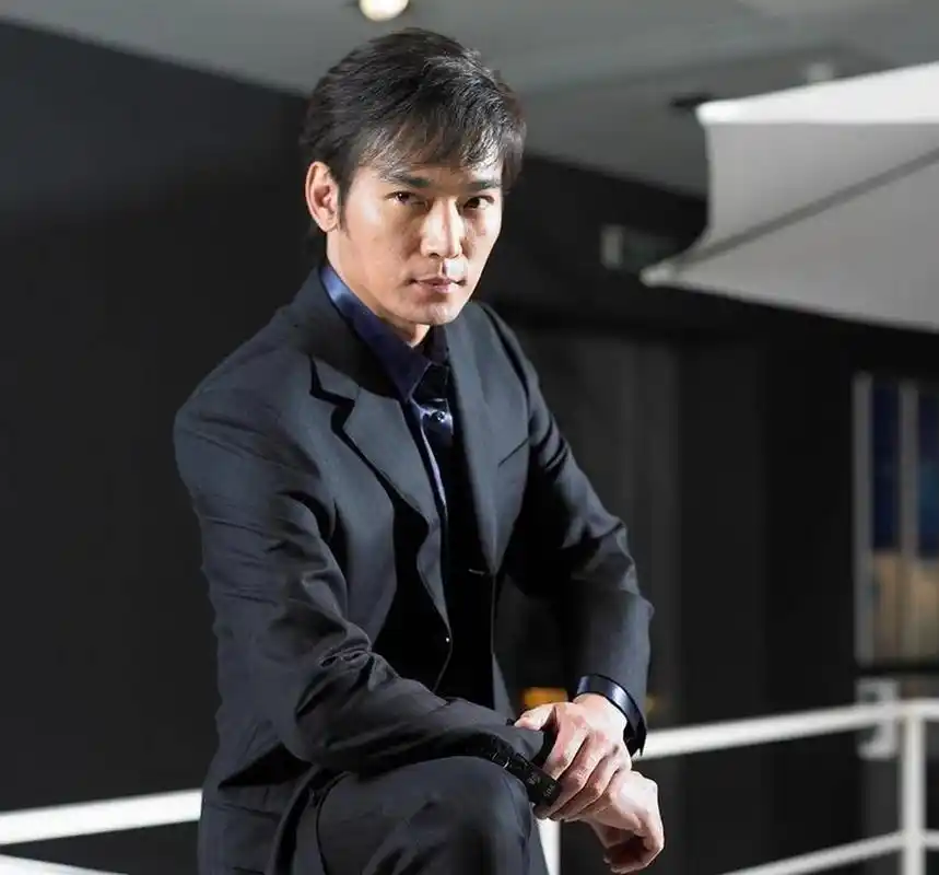 56岁焦恩俊近况曝光 5月份,知名男星焦恩俊现身商演捞金,一出场就引起