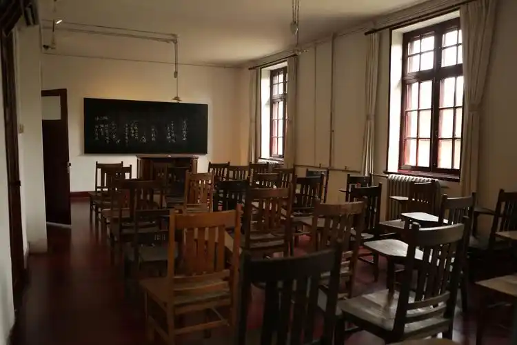 北大红楼老教室,在诉说着曾经的故事.