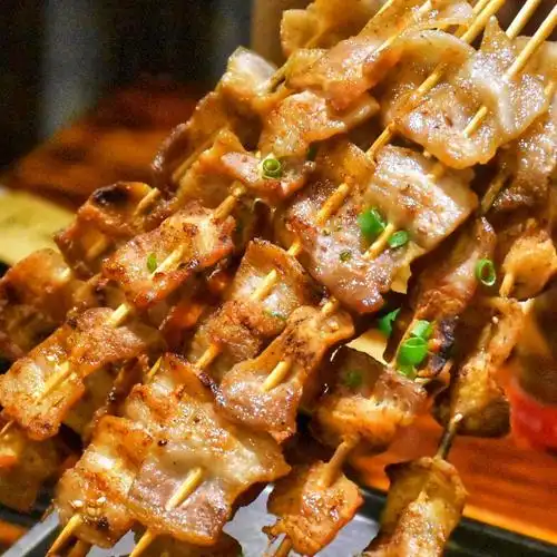 五花肉小串冷冻烧烤猪肉烤串大片五花肉20串户外bbq油炸铁板食材