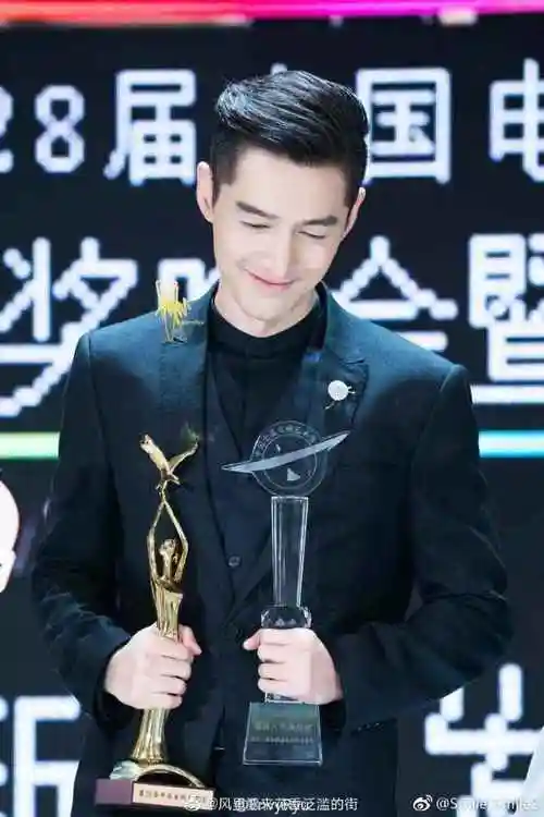 你觉得胡歌最好看的一张照片是哪一张