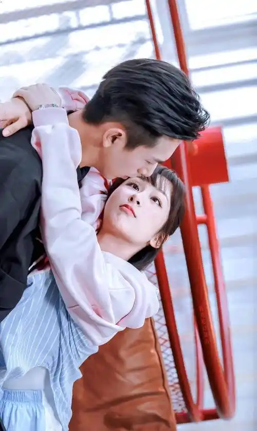 这引发了更多猜测.李现和杨紫之间还有其他关系吗?但不要得意忘形.