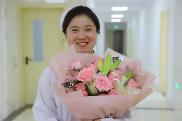 这些护士图片,美的让人感动!