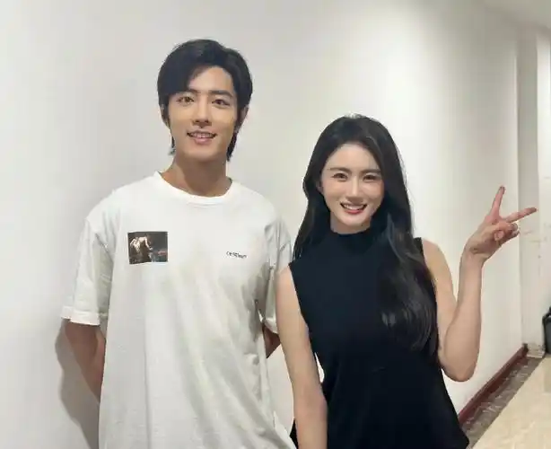 肖战李沁赵昕合照##肖战赵昕同框