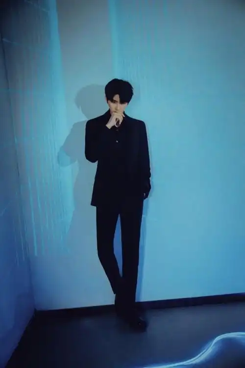 蔡徐坤:天地万物,你是我心所归