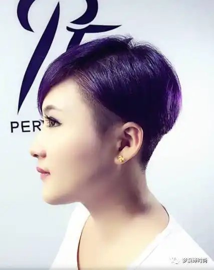 2017流行"剃一边短发"