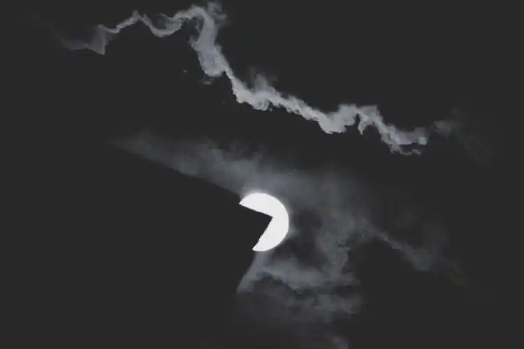 黑色系背景壁纸