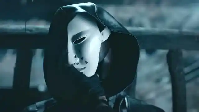 怒海潜沙秦岭神树蒙面黑衣人操控尸偶引爆炸弹吴邪险象环生