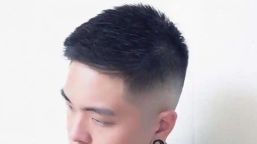 男士造型:3厘米寸头造型,最后的效果真不错,值得参考一下