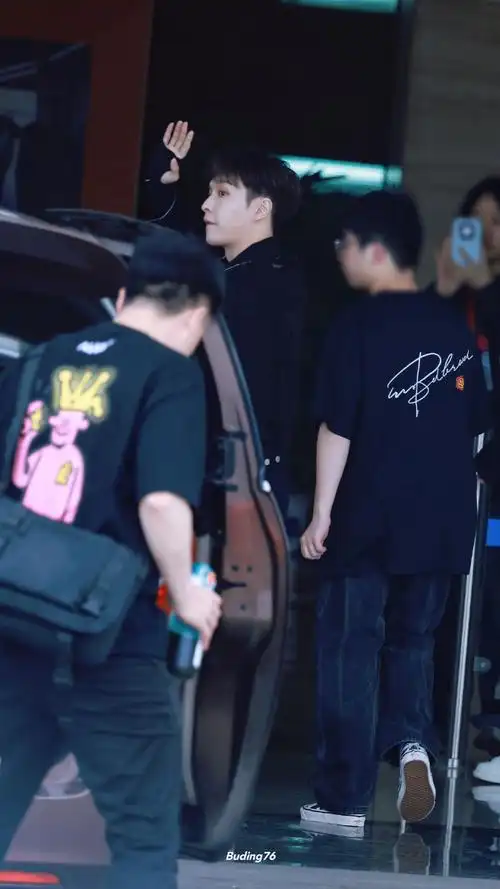 芒果tv会员代言人张艺兴##张艺兴出道十二周年