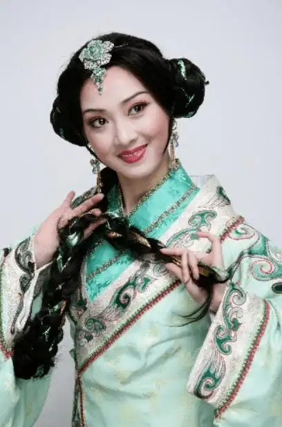 袅袅迪音——记上越袁派花旦陈慧迪_越剧