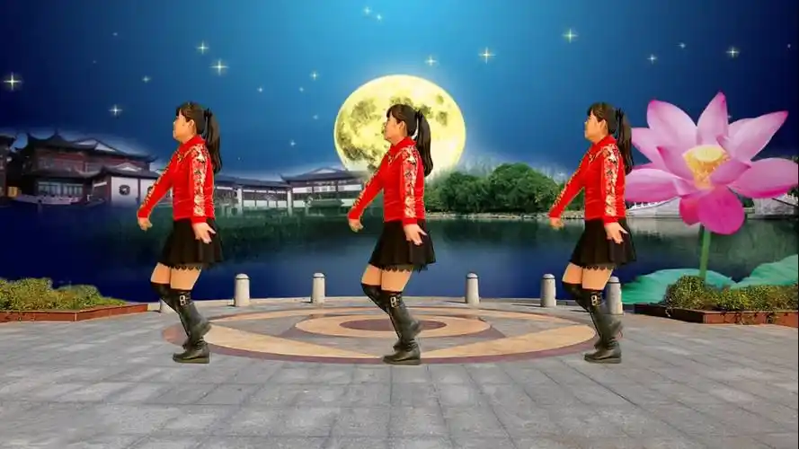 32步广场舞《荷塘月色》凤凰传奇演唱,歌美舞美