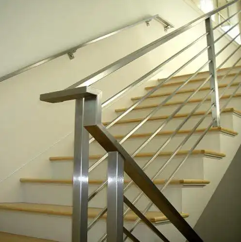 供应不锈钢扶手,长沙楼梯扶手,商场扶手,扶手,专业施工安装
