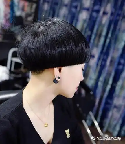 当下最流行的锅盖头一款让你更具时尚感的发型