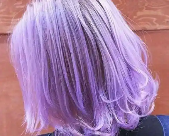 紫色一直都是不瘟不火,但依然被为数不少的妹子喜爱,尤其是肤色偏暗的