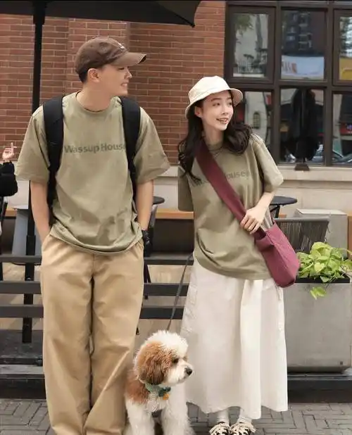 160cm女孩和175cm男友,教科书般的情侣穿搭,甜度堪比偶像剧!