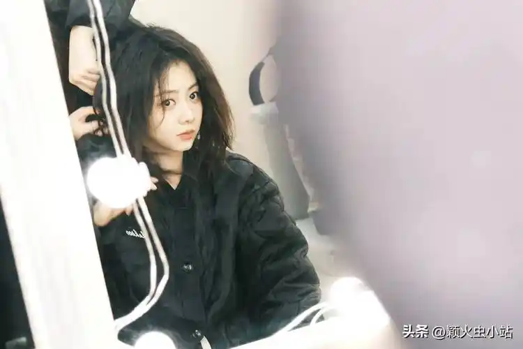 321娱乐速递张艺兴杨紫任嘉伦谭松韵钟汉良李小冉赵露思刘宇宁