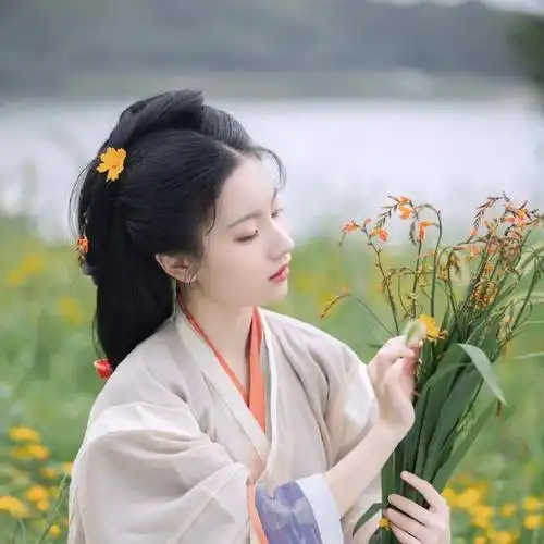 唯美古风女生头像|细葛含风软 香罗叠雪轻