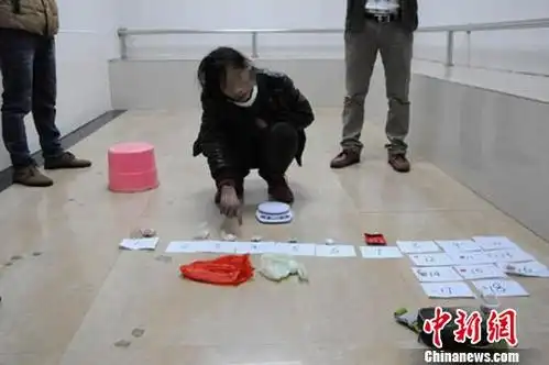 广西艾滋毒贩夫妻驾车冲撞警方 一人被击毙