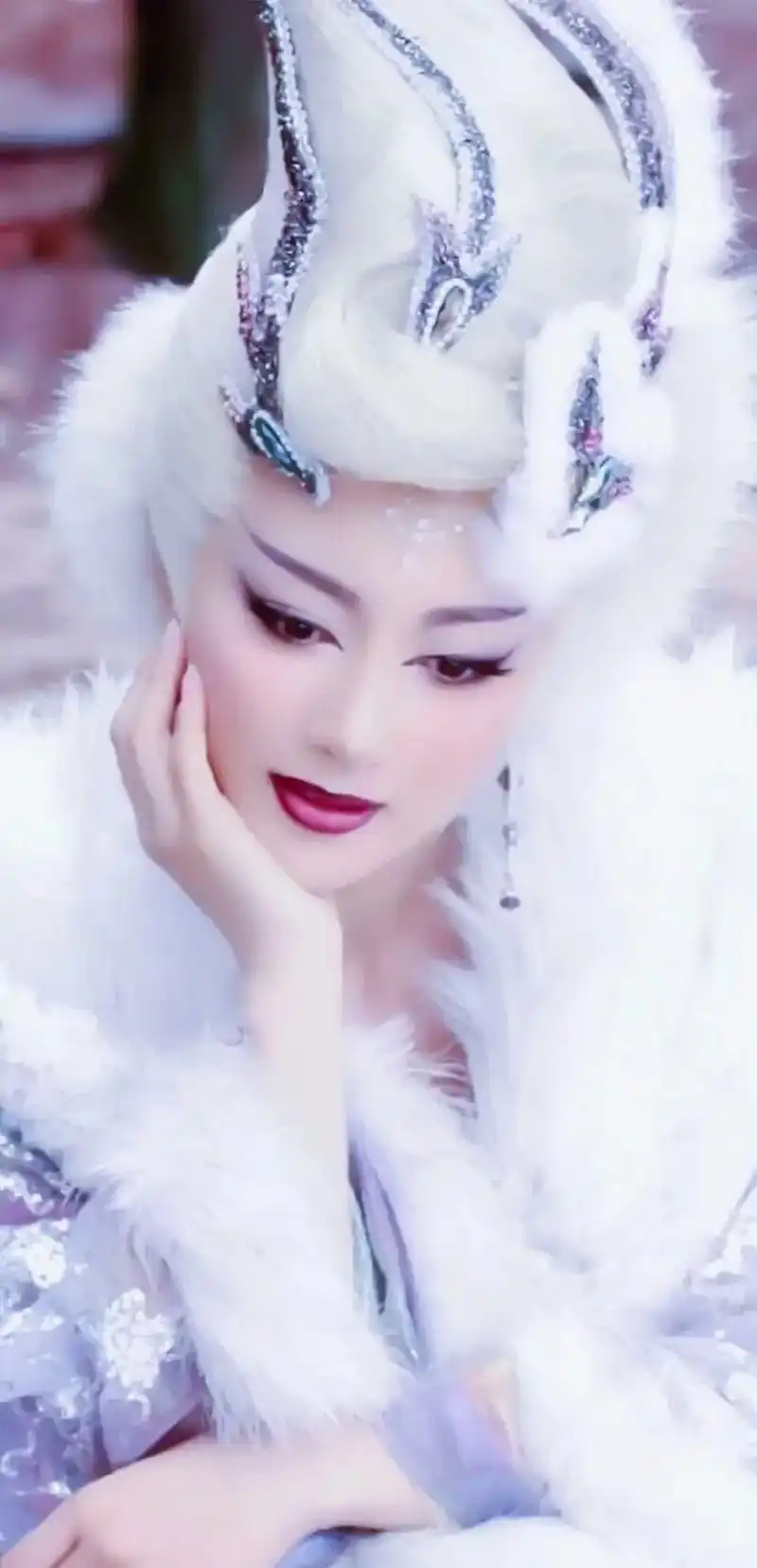 最喜欢李依晓饰演的苏妲己特别妖娆妖艳美丽爱辽爱辽