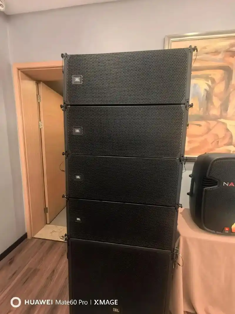 31 4 2 分享 音乐 举报 发布时间: 2024-03-29 15:35 萧萧jbl专业音响