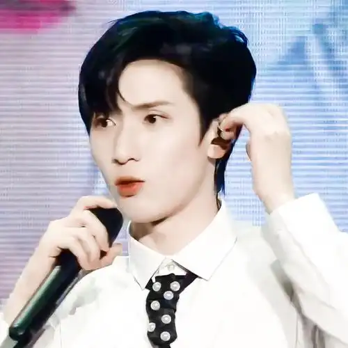 时代少年团严浩翔头像