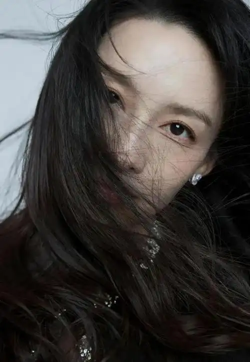 高清锁屏壁纸李沁第1647期