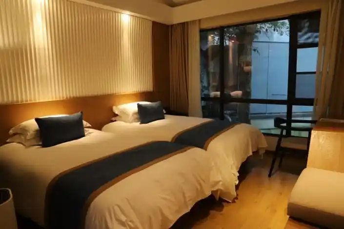 【普陀山开元观堂】地址:法雨路107号-艺龙旅行网