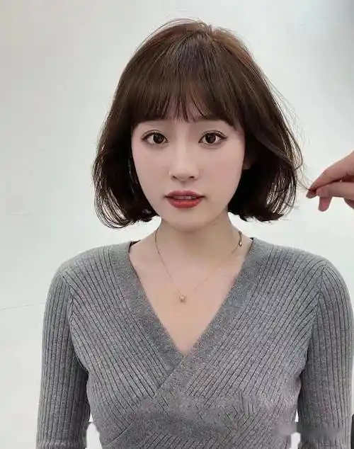 今年理发店最"热"短发_女生_发型_气质