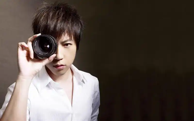 五月天阿信高清壁纸阿信陈信宏五月天五月天主唱歌手暖男