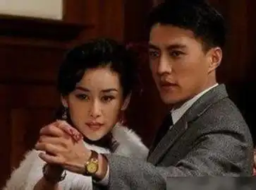 靳东爱过的三个女人,个个不简单,其中一个是我们熟悉的她