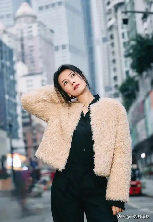 天选美人高圆圆气质温婉眉目如画