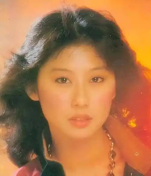 原创一代天后叶倩文嫁给林子祥26年一生无儿女61岁满头白发