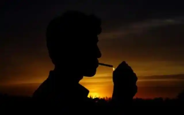 越长大,越孤独,我曾试着销声匿迹,原来我真的无人问津